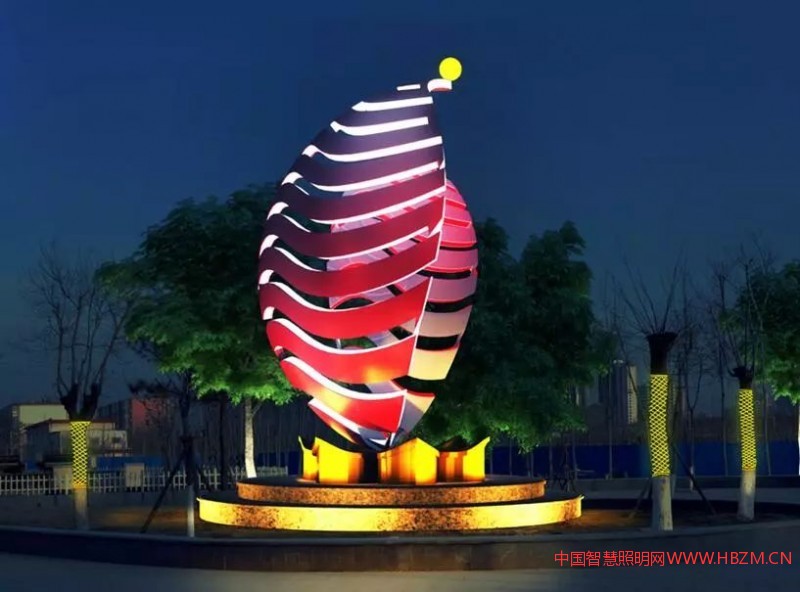 undefined 燈光雕塑:以光和藝術(shù)的名義為自己正名