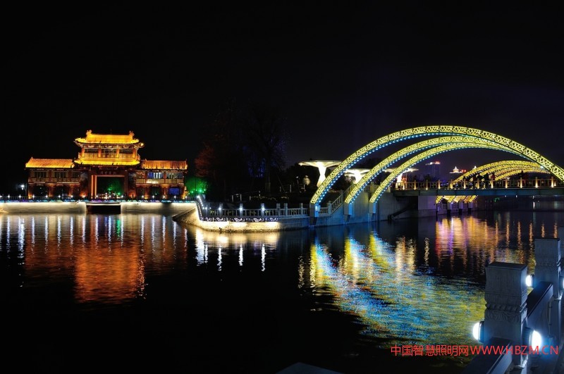 20171201434098.jpg 智達(dá)光電出品:怎一個(gè)“美”字了得——龍湖公園