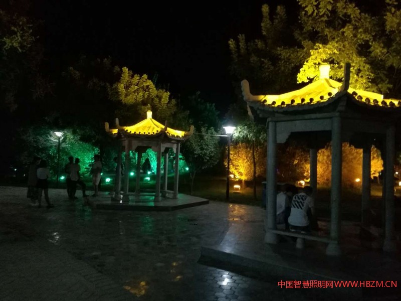 如今的無極，已然是燈火輝煌